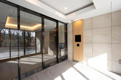 【エントランス】 | 神明公園ハイツ・文京 | 駒込の賃貸物件。
「神明公園ハイツ・文京」のことなら(株)メイワ・エステートへお任せください。