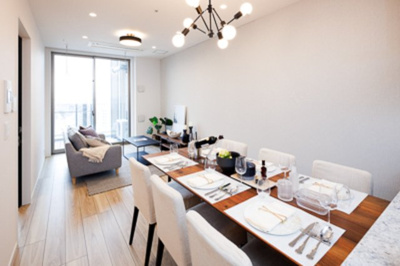 【居間・リビング】 | レガシス中目黒 | ※写真は同タイプ住戸です。