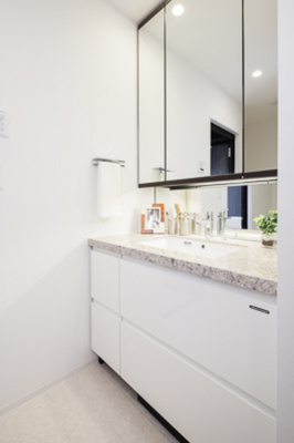 【洗面所】 | レガシス中目黒 | ※写真は同タイプ住戸です。