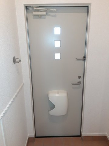 シン・ラシーヌの玄関