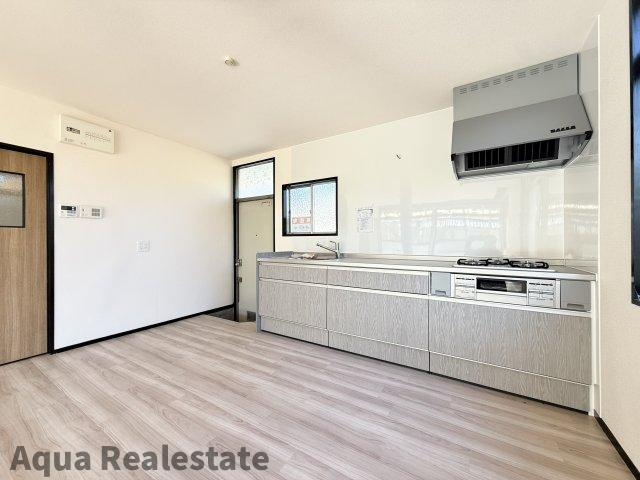 坂出市府中町　リフォーム戸建のキッチン|お料理しやすいキッチンです