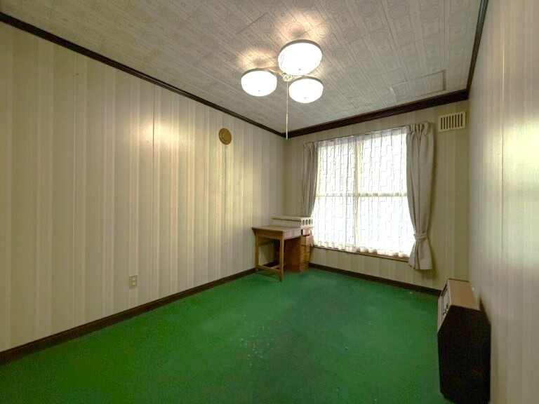 網走市潮見9丁目6番20中古の洋室