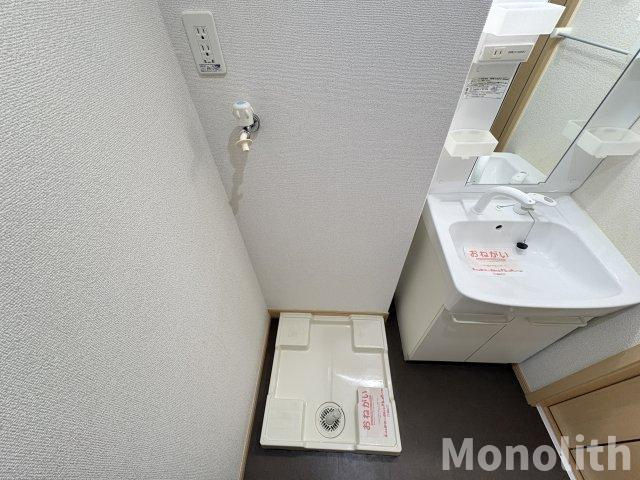 シャロルⅢの駐車場