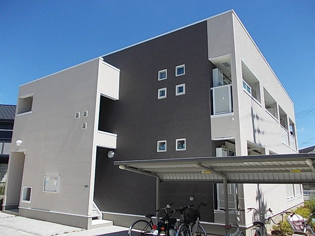 シャロルⅢの外観