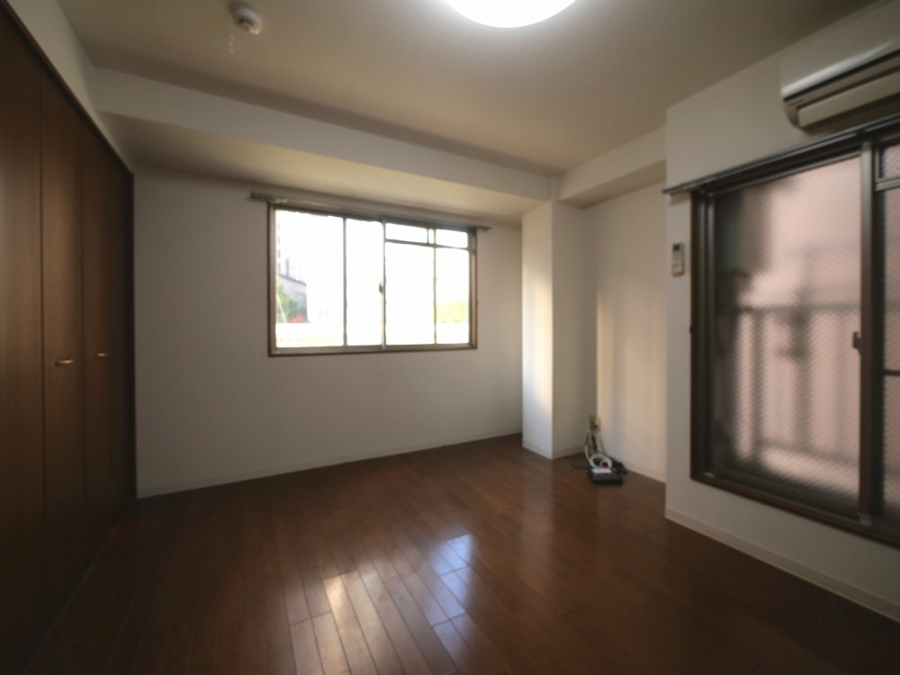 カーサゼブラ土佐堀の居間・リビング