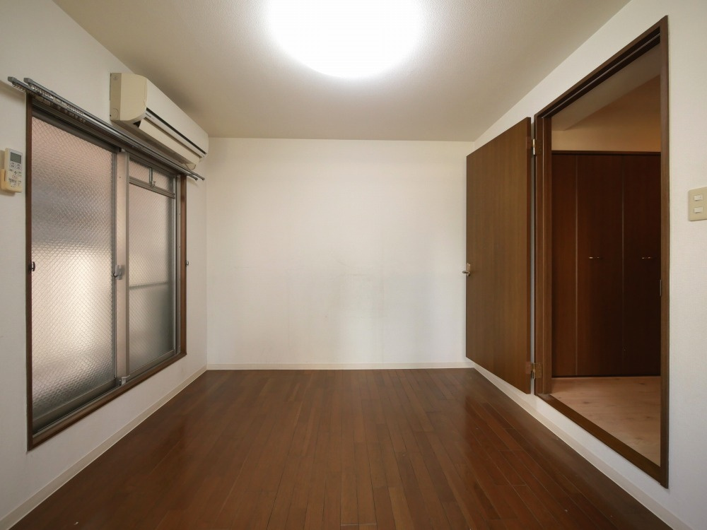 カーサゼブラ土佐堀の居間・リビング