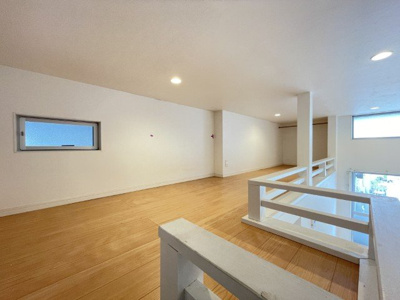  | ビュシエール