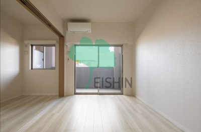 【居間・リビング】 | ネストピア東比恵駅前 | アレンジ自由自在の広々空間です！