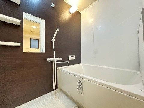 ルネ芦屋親王塚の浴室