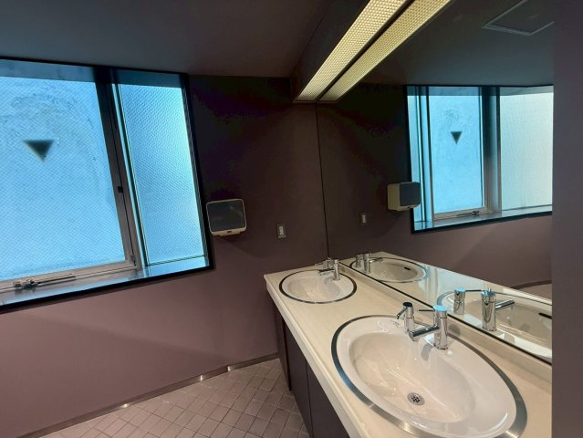 四海ビル　3Fのトイレ