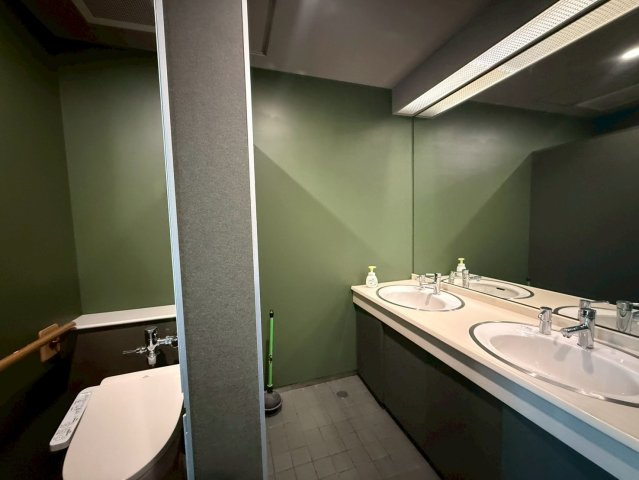 四海ビル　3Fのトイレ