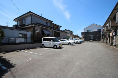 【駐車場】 | モナリエ デライト | 駐車場