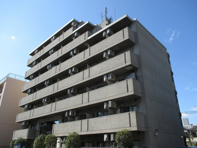 【外観】 | デイグラン上新庄 | 閑静な住宅街にあるマンションです