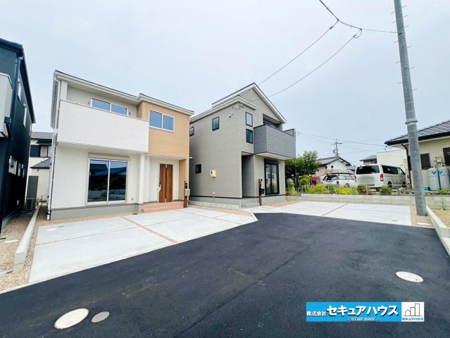 【本日ご案内可能】豊明市阿野町　全6棟の駐車場|【駐車場】
◆２号棟、３号棟共に並列２台駐車可能です♪　　　　　　　　　　　　　　　　　　　　　　　　　　　　　　　　　　　　　　　　　　　　　　　　　　　　　　　　　　　　　　　　　　　　　　　　　