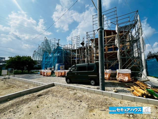 【同施工物件ご案内可能】豊明市阿野町　全6棟の前面道路含む現地写真|事前予約にて現地ご見学いただけます！お気軽にお問い合わせください♪
■株式会社　セキュアハウス　豊明支店■
住宅ローンに強く、知識、経験豊富なスタッフ在籍
お客様に寄り添い、ご成約後もサポート致します