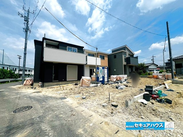 【同施工物件ご案内可能】豊明市阿野町　全6棟の前面道路含む現地写真|事前予約にて現地ご見学いただけます！お気軽にお問い合わせください♪
■株式会社　セキュアハウス　豊明支店■
住宅ローンに強く、知識、経験豊富なスタッフ在籍
お客様に寄り添い、ご成約後もサポート致します
