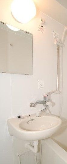 ステージファースト西新宿の洗面所