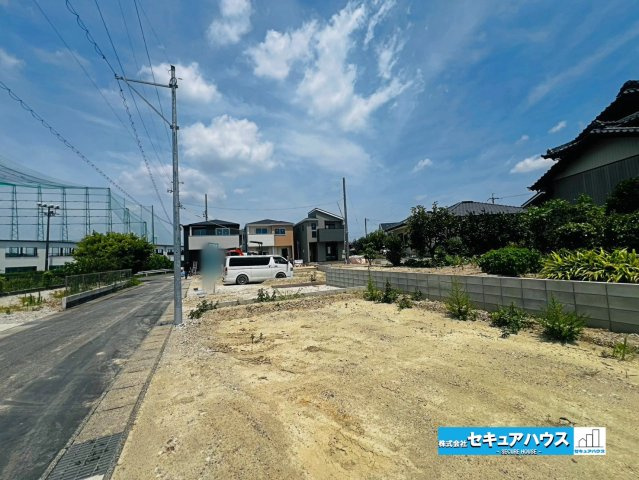 【同施工物件ご案内可能】豊明市阿野町　全6棟の前面道路含む現地写真|事前予約にて現地ご見学いただけます！お気軽にお問い合わせください♪
■株式会社　セキュアハウス■
住宅ローンに強く、知識、経験豊富なスタッフ在籍
お客様に寄り添い、ご成約後もサポート致します。　　　　