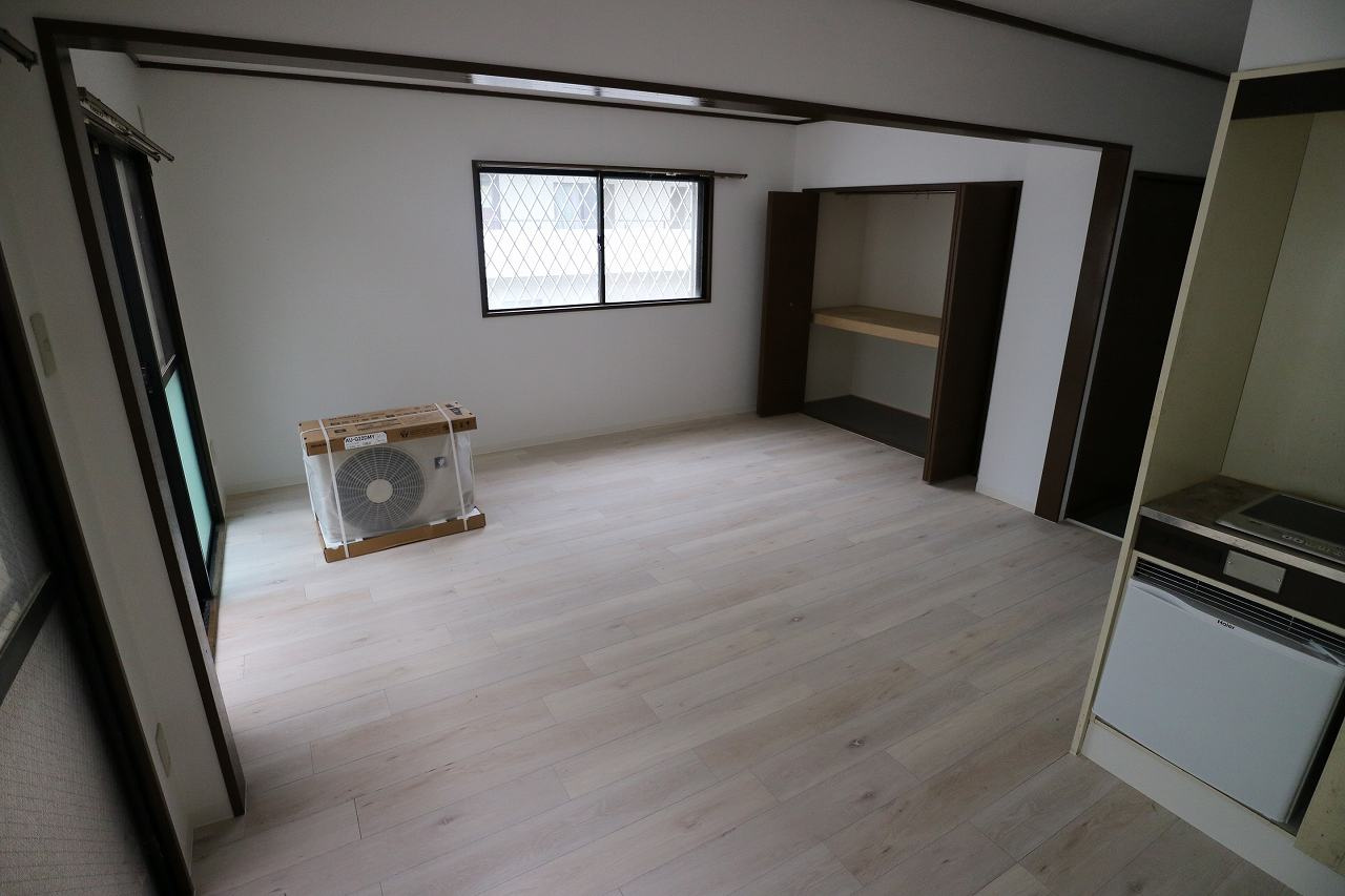 グランディア篠原弍番館の洋室