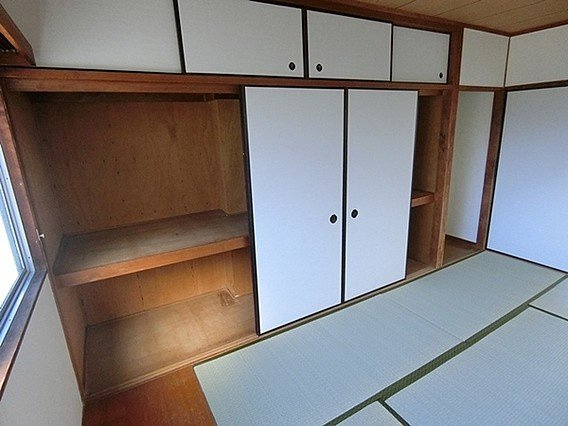 初崎マンションの収納