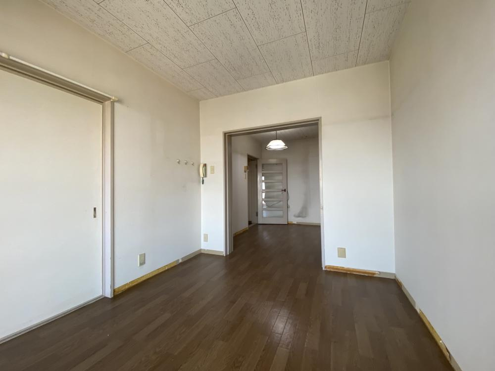 ハイツ栄光の居間・リビング