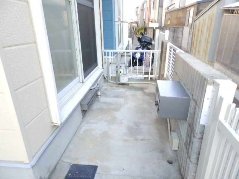 岩屋中町1丁目貸家のバルコニー