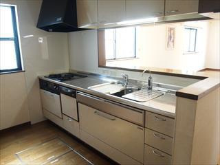 中山手通7丁目貸家のキッチン