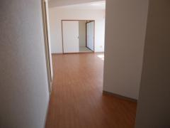 ハイツサンライトの洋室