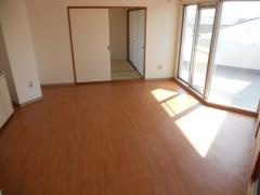 ハイツサンライトの居間・リビング