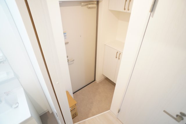 ジーメゾンあやめ池エルシアスの玄関