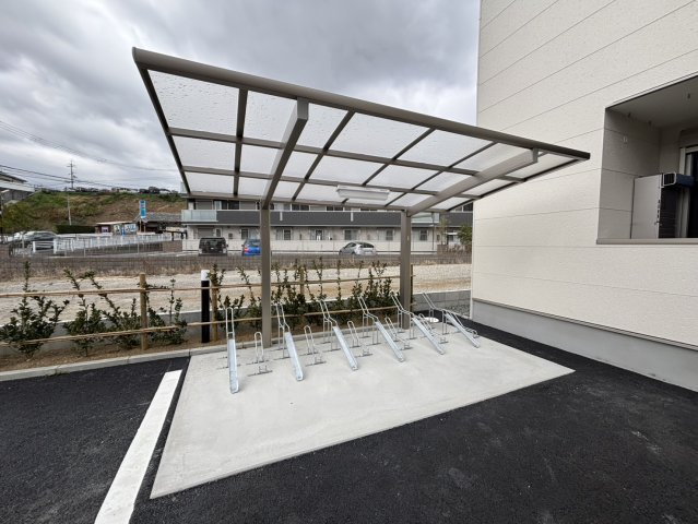 ジーメゾンあやめ池エルシアスのエントランス