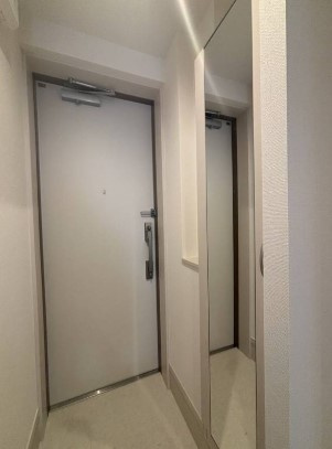 アーバンパレス5号館の玄関