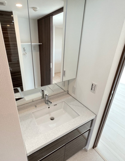 フロントコート両国の洗面所