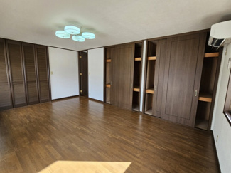 【寝室】 | 落ち着いた雰囲気の住宅街にあるお家