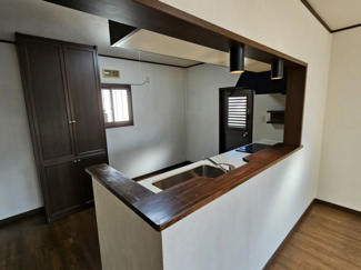 【キッチン】 | 落ち着いた雰囲気の住宅街にあるお家