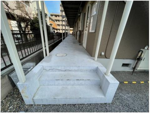 サニーヒルズの駐車場