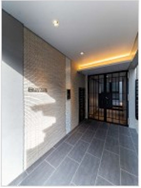 COCOCUBE西日暮里のエントランス