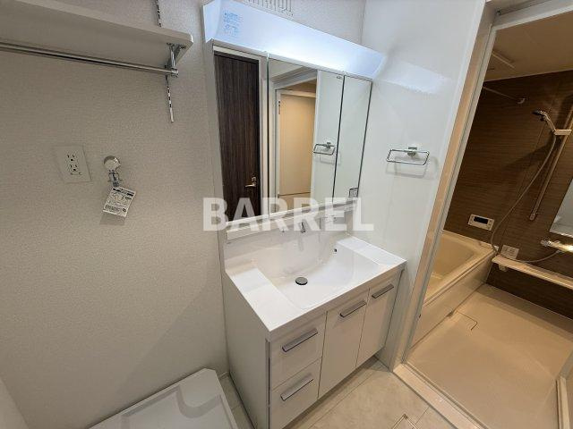 アドゥシール荘園の独立洗面台