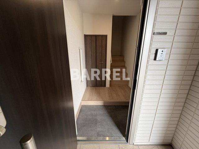 アドゥシール荘園の玄関