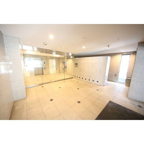 レジディア東桜のロビー