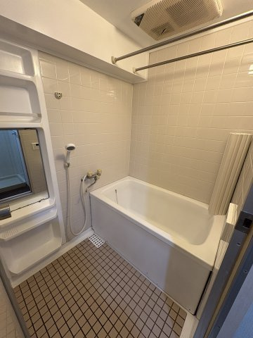 グランフェルティ平野加美の浴室