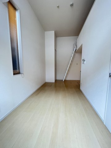 スカーレット内浜の居間・リビング