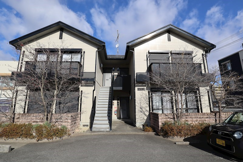 シャルマンハイツ