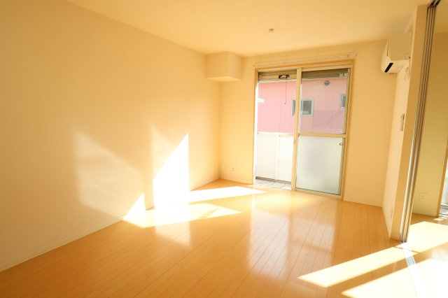 シャーメゾン秋山Ｂの居間・リビング