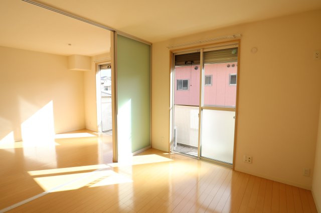 シャーメゾン秋山Ｂの洋室