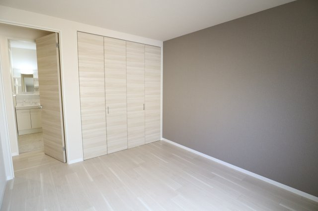 グローリータウンＣの洋室