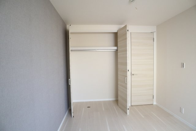 グローリータウンＣの洋室