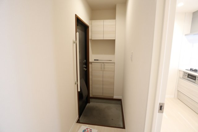 グローリータウンＢの玄関