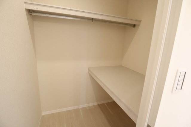 グローリータウンＢの収納