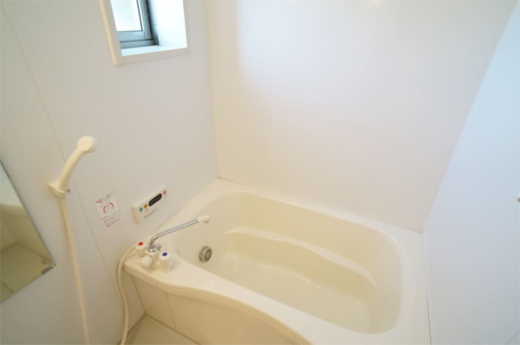 アルティＢの浴室